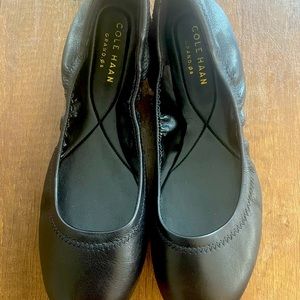 Cole Haan Zero Grand Ballet Flats in Black, size 5.5B